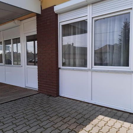 Ferienwohnung Fenyo Apartman Nagykáta Exterior foto